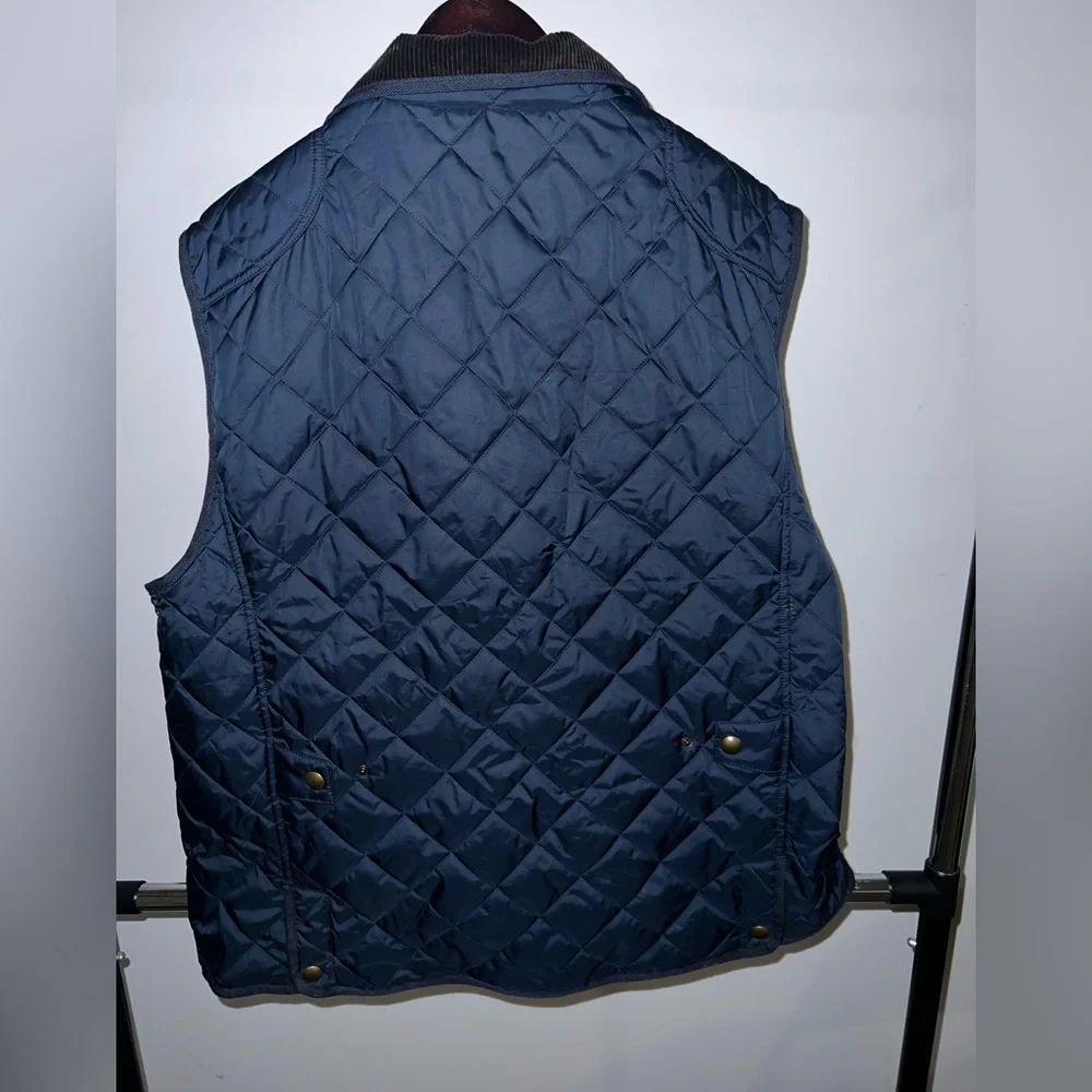 Vest - Picture 2 of 2